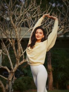 Actress Nadia Brian HD Photos and Wallpapers January 2026