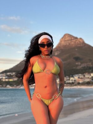 Nadia Nakai Instagram - 🌊 ☀️