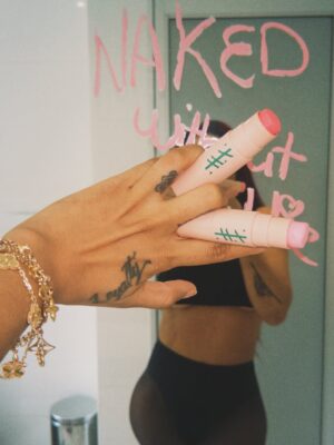 Nadia Nakai Instagram - A @naked.without baddie 😈

SHOP our blush sticks NOW! ☺️

VISIT our Kiosk at Mall of Africa!