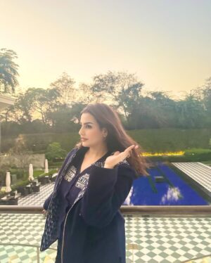 Nadine Das Instagram - #fyp #chilling #delhi #obroihotel