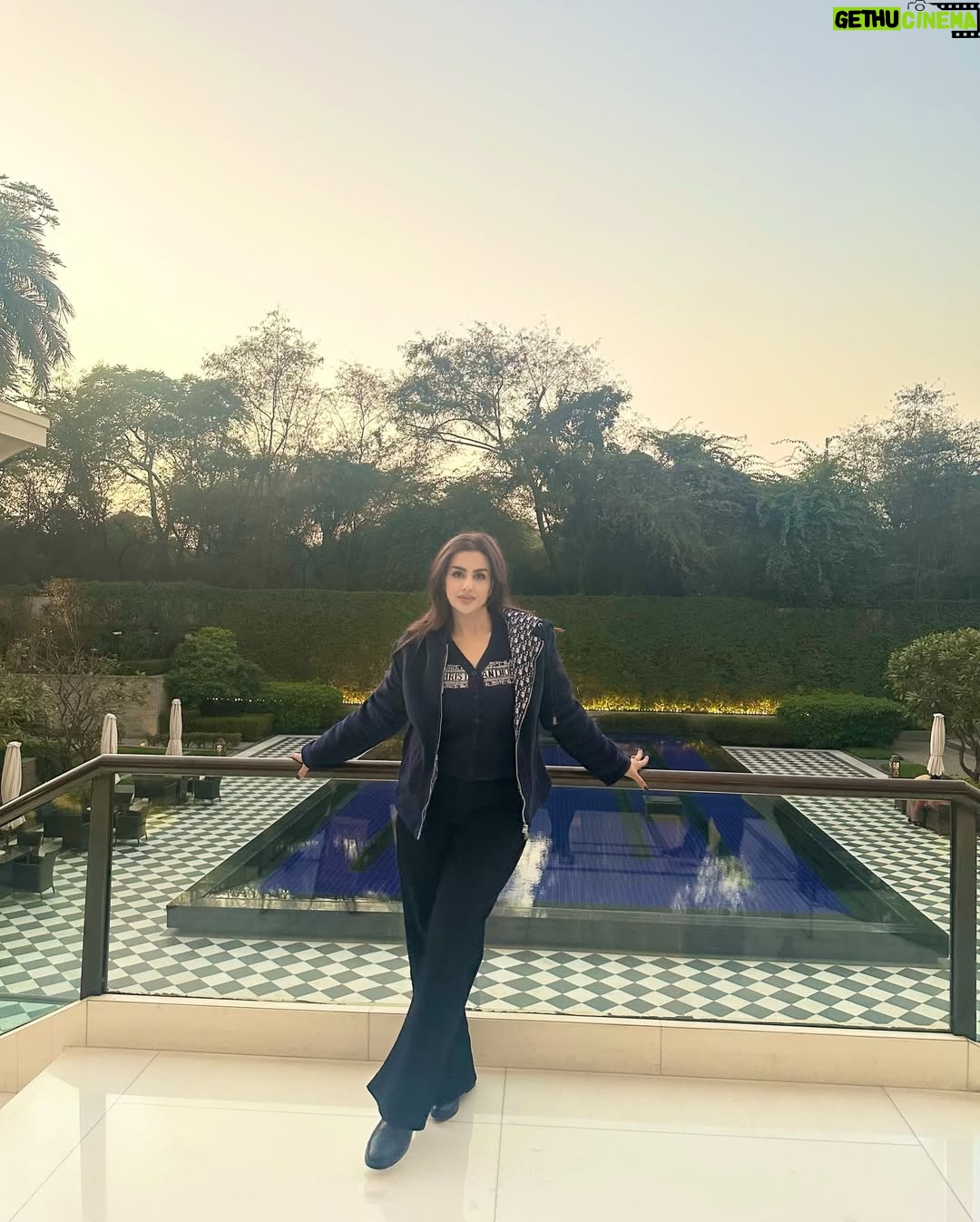 Nadine Das - 113 Likes - #fyp #chilling #delhi #obroihotel