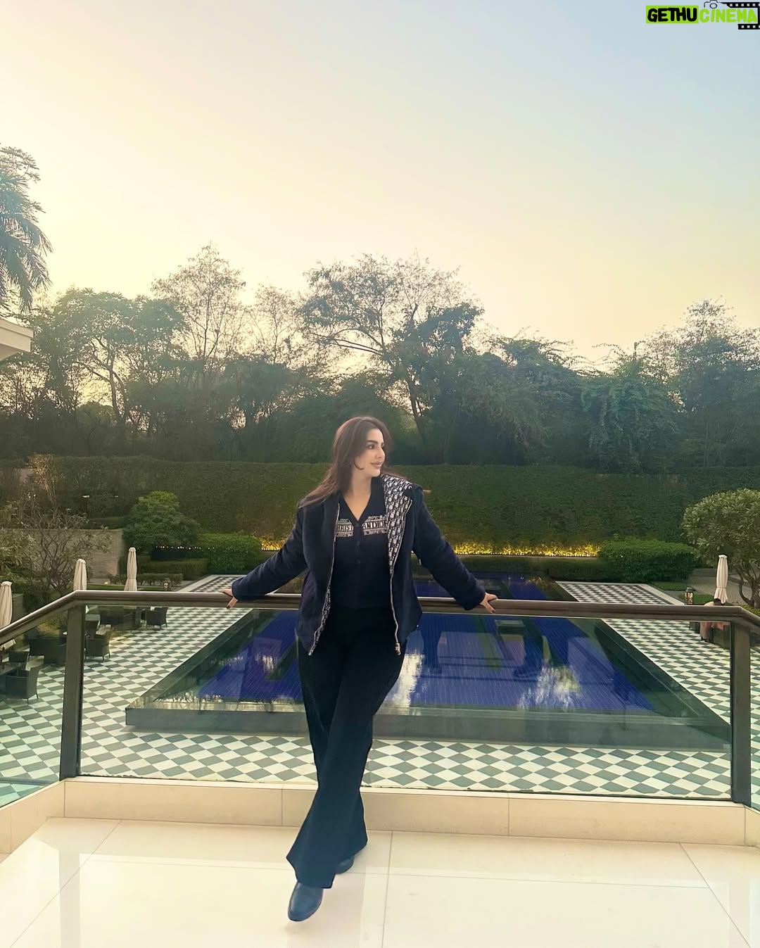Nadine Das - 113 Likes - #fyp #chilling #delhi #obroihotel