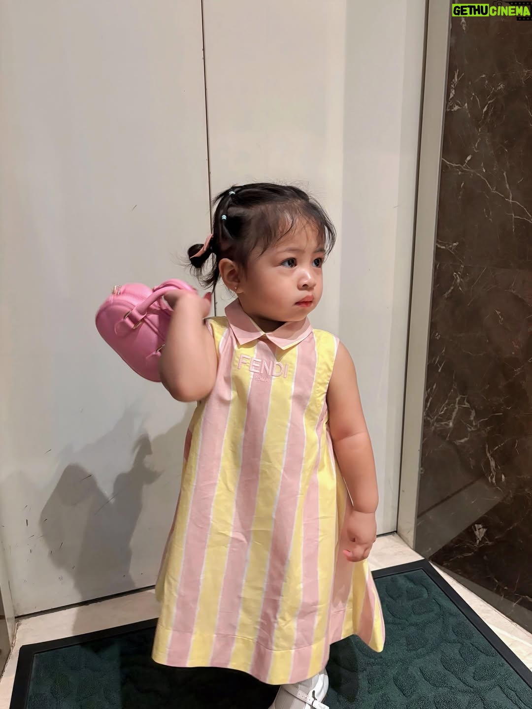 Nagita Slavina - 262.1K Likes - Yang katanya mau ikut balet 😂😂❤️