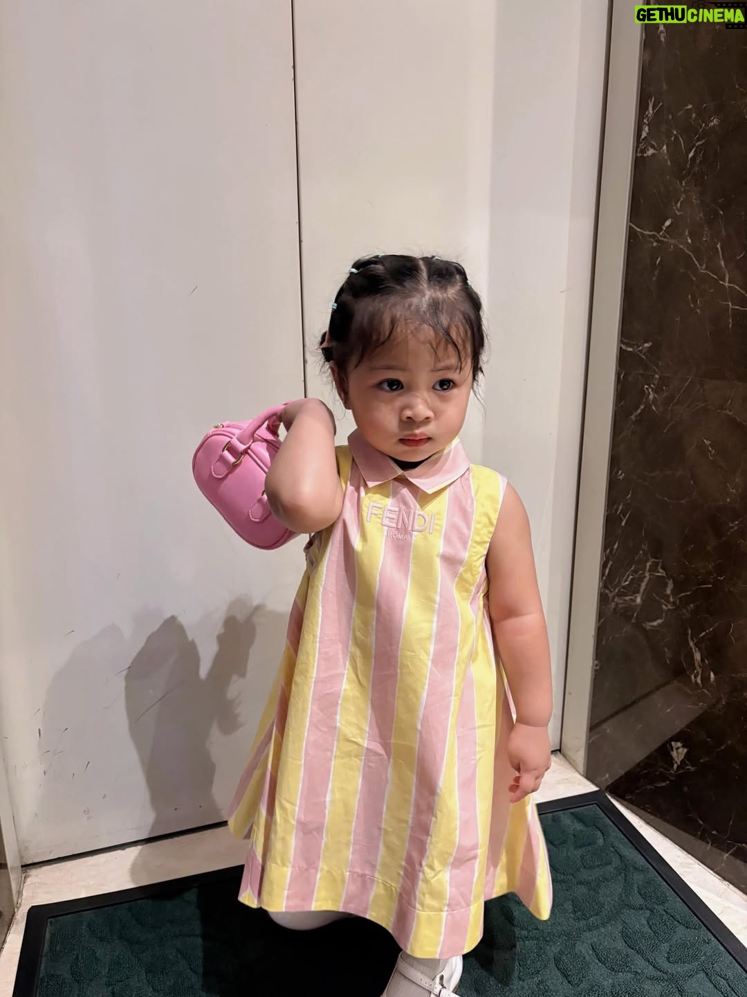 Nagita Slavina - 262.1K Likes - Yang katanya mau ikut balet 😂😂❤️