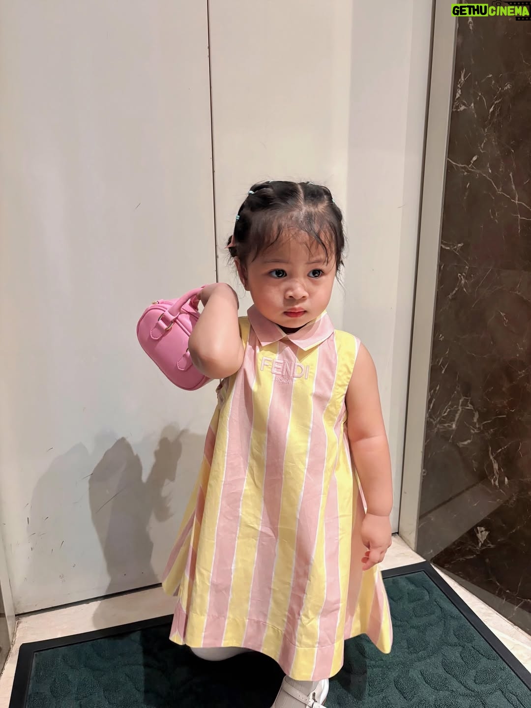 Nagita Slavina - 262.1K Likes - Yang katanya mau ikut balet 😂😂❤️