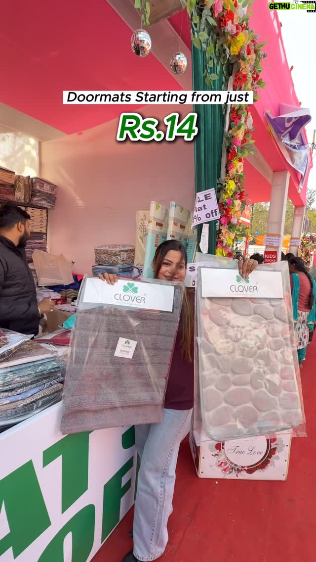 Najul Sheikh - 2.3K Likes - धनबाद का सबसे वायरल स्टॉल – Clover ✨

🟢 Door Mat सिर्फ ₹14 से
🟢 Bed Sheet सिर्फ ₹130 से

घर को दें Celebrity Home वाला Look 🏡
Quality और Variety ऐसी कि
लिए बिना रह ही नहीं पाएंगे 😍

📍 Address: Opposite Big Bazar, Capital Mall, 2nd Floor