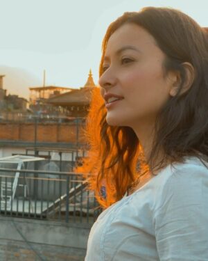 Namrata Shrestha Instagram - Sending you Love and Light 🤍🌼! #staysafe #stayhome #takecare #dherai #maya