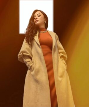 Namrata Shrestha Instagram - May you know the beauty of your own true nature 🌼🤍. #goodmorning #haveagreatday #staywarm #takecare #dherai #maya
Hair and MUA : @thebeautybarnepal_official
🧥: @kasa.kasastyle
💍: @urja_jewels