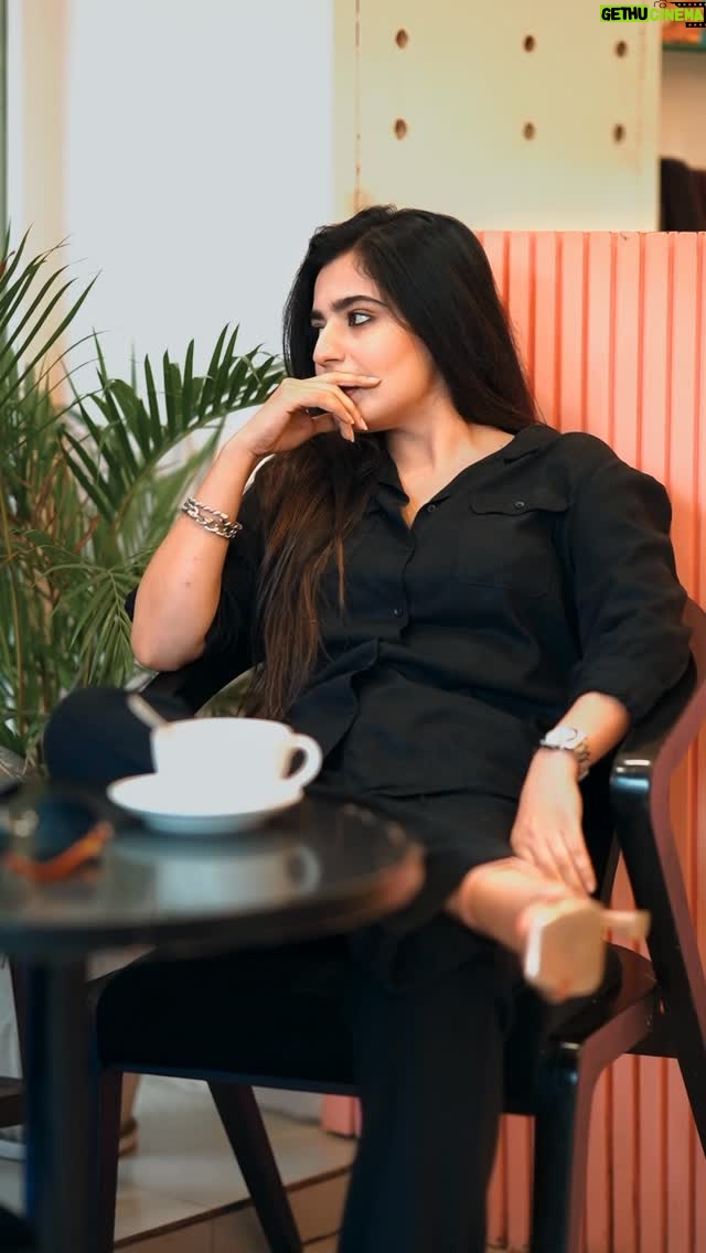 Nandani Sharma - 631.4K Likes - Walllahh🔥