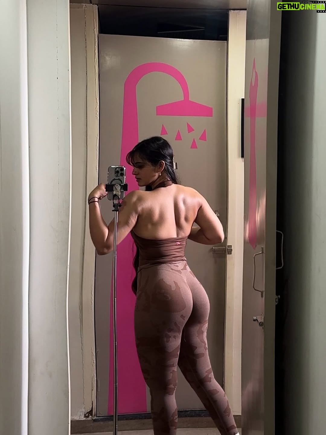 Nandini Singh - 31.7K Likes - 😮‍💨🤌🏻
.
.
.
.
.
.
.
.
.
.
.
.
.
.
.
.
.
.
.
.
.
.
.
.

#gymgirl #fitgirl #fitnessmodel #explore #explorepage✨