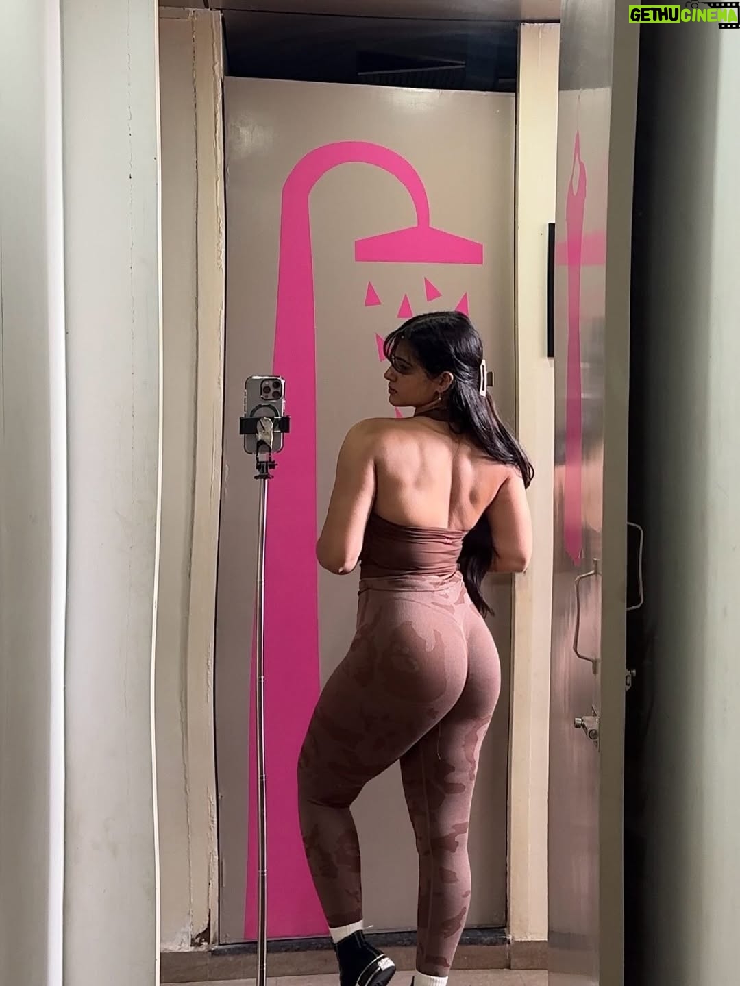 Nandini Singh - 31.7K Likes - 😮‍💨🤌🏻
.
.
.
.
.
.
.
.
.
.
.
.
.
.
.
.
.
.
.
.
.
.
.
.

#gymgirl #fitgirl #fitnessmodel #explore #explorepage✨