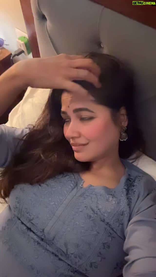 Narayani Shastri - 1.2K Likes - Koi to kar do 🤓😬🥰
