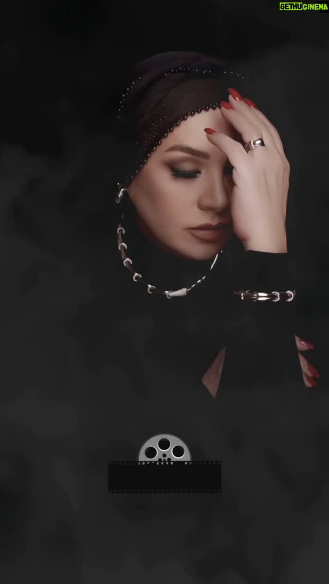 Nasrin Moghanloo - 33.6K Likes - ✍️🎬😔🤲⛔️
