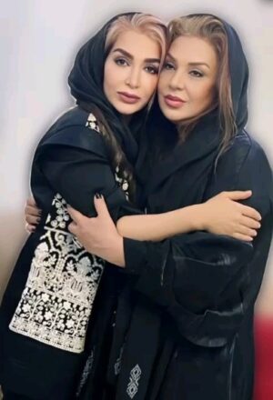 Nasrin Moghanloo Instagram - 🎉✨️🎁🎂❤️🌹🎂🎂🎂💕
.
سمیه نازنینم زاد روزت مبارک رفیق 
بهترینها رو برایت آرزو دارم سلامت و موفق باشی
عزیز نازنینم تولدت مبارک مهربان رفیق.