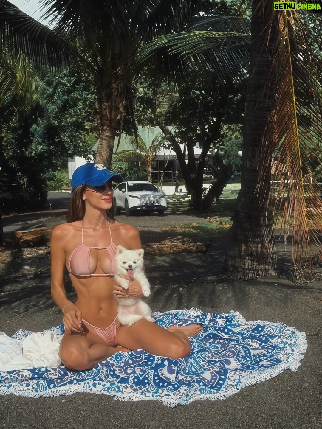 Natalia Carvajal - 16.6K Likes - Escapadita con @omoda_jaecoo_cr ☺️💙