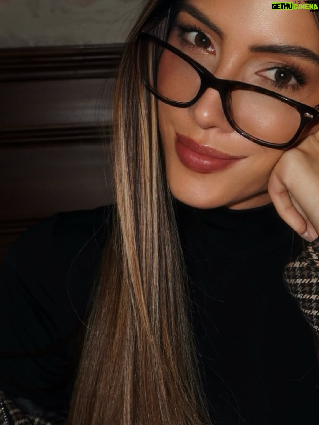 Natalia Carvajal - 9.9K Likes - Estrenando 🤓 @boutique.jimenezcr 

Un nuevo concepto con las marcas más exclusivas para sentirse 🔝 
Ahora en city mall alajuela 🔥