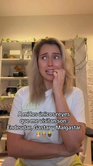 Natalia Juárez Instagram - ¿Cuando llegan los verdaderos? 😂🫠🤴🏻