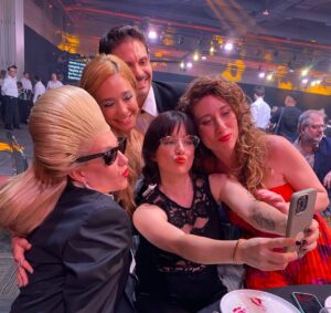 Natalia Maldini Instagram - Gracias @futurockok 💓
El mejor equipo del mundo!
Gracias Comunidad Arruinadora💓
#martinfierrostreaming