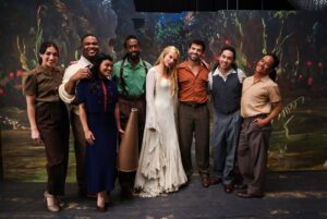 Natalie Lecznar Instagram - The Fate of Ophelia Music Video 🧡 

It was such a dream to be reunited with our Eras Tour family for this project! The laughs, games, memories, and moments together were magic. We fit right back into place.

A huge thank you to the one and only @taylorswift Watching you create and seeing your vision come to life is such an inspiring process. So fun being back together in Showgirl land! 

@nopenother you light up every room you enter and it’s fun to see the magic your create in the room reflect onto the screen. @amandabalen thank you for being the best captain, always in awe of you and how you effortlessly manage all the hats you wear. 

I hope everyone enjoys this music video and has as much fun watching it as we did together making it! Full video out on YouTube! 

Director: Taylor Swift | @taylorswift 
Editor: Chancler Haynes | @chancler 
Cinematographer: Rodrigo Prieto | @rpstam 
Production Designer: Ethan Tobman | @ethantobman 
Choreographer: Mandy Moore | @nopenother 
Associate Choreographer: Amanda Balen | @amandabalen 
Producer: Jil Hardin | @jilyjill 
1st AD: Anthony Dimino | @dimino.anthony 
VFX: House of Parliament | @prlmt 
Steadicam: Colin Anderson 
Costumes: Joseph Cassell | @josephcassell1 
Wardrobe: Ariel Tunnel | @arieltunnell 

#thefateofophelia #thefateofopheliamusicvideo #thelifeofashowgirl