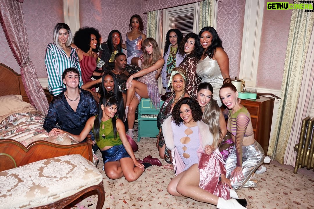 Natalie Lecznar - 31.5K Likes - The Fate of Ophelia Music Video 🧡 

It was such a dream to be reunited with our Eras Tour family for this project! The laughs, games, memories, and moments together were magic. We fit right back into place.

A huge thank you to the one and only @taylorswift Watching you create and seeing your vision come to life is such an inspiring process. So fun being back together in Showgirl land! 

@nopenother you light up every room you enter and it’s fun to see the magic your create in the room reflect onto the screen. @amandabalen thank you for being the best captain, always in awe of you and how you effortlessly manage all the hats you wear. 

I hope everyone enjoys this music video and has as much fun watching it as we did together making it! Full video out on YouTube! 

Director: Taylor Swift | @taylorswift 
Editor: Chancler Haynes | @chancler 
Cinematographer: Rodrigo Prieto | @rpstam 
Production Designer: Ethan Tobman | @ethantobman 
Choreographer: Mandy Moore | @nopenother 
Associate Choreographer: Amanda Balen | @amandabalen 
Producer: Jil Hardin | @jilyjill 
1st AD: Anthony Dimino | @dimino.anthony 
VFX: House of Parliament | @prlmt 
Steadicam: Colin Anderson 
Costumes: Joseph Cassell | @josephcassell1 
Wardrobe: Ariel Tunnel | @arieltunnell 

#thefateofophelia #thefateofopheliamusicvideo #thelifeofashowgirl