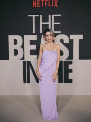 Natalie Morales Instagram - #TheBeastInMe NYC premiere ✨
The incredible thing about the business I am in that people don’t often think about is that it takes A LOT of people to make a show. Hardworking people with a shared vision to make something that connects us all. I’m really proud of my work in this show, but I’m also in awe of every single person that made it happen. AI could never. On your @netflix screens Nov 13! 

Also incredibly grateful to a team of artists that lifted my spirits and my whole vibe with their incredible talent and kindness: @kimmyerin for the style @makeup.marc for the face @juanvigoyahair for the hair