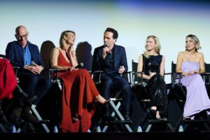 Natalie Morales Instagram - #TheBeastInMe NYC premiere ✨
The incredible thing about the business I am in that people don’t often think about is that it takes A LOT of people to make a show. Hardworking people with a shared vision to make something that connects us all. I’m really proud of my work in this show, but I’m also in awe of every single person that made it happen. AI could never. On your @netflix screens Nov 13! 

Also incredibly grateful to a team of artists that lifted my spirits and my whole vibe with their incredible talent and kindness: @kimmyerin for the style @makeup.marc for the face @juanvigoyahair for the hair