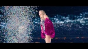 Natalie Peterson Instagram - Forever changed. Forever grateful. My favorite era.

Thank you @taylorswift for allowing me to be a part of this magical once in a lifetime tour. I’ll never get over it 💜

#tstheendofanera #erastour #dancer
