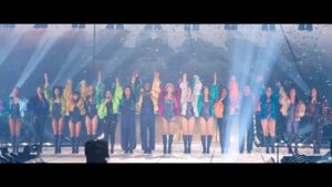 Natalie Peterson Instagram - Forever changed. Forever grateful. My favorite era.

Thank you @taylorswift for allowing me to be a part of this magical once in a lifetime tour. I’ll never get over it 💜

#tstheendofanera #erastour #dancer