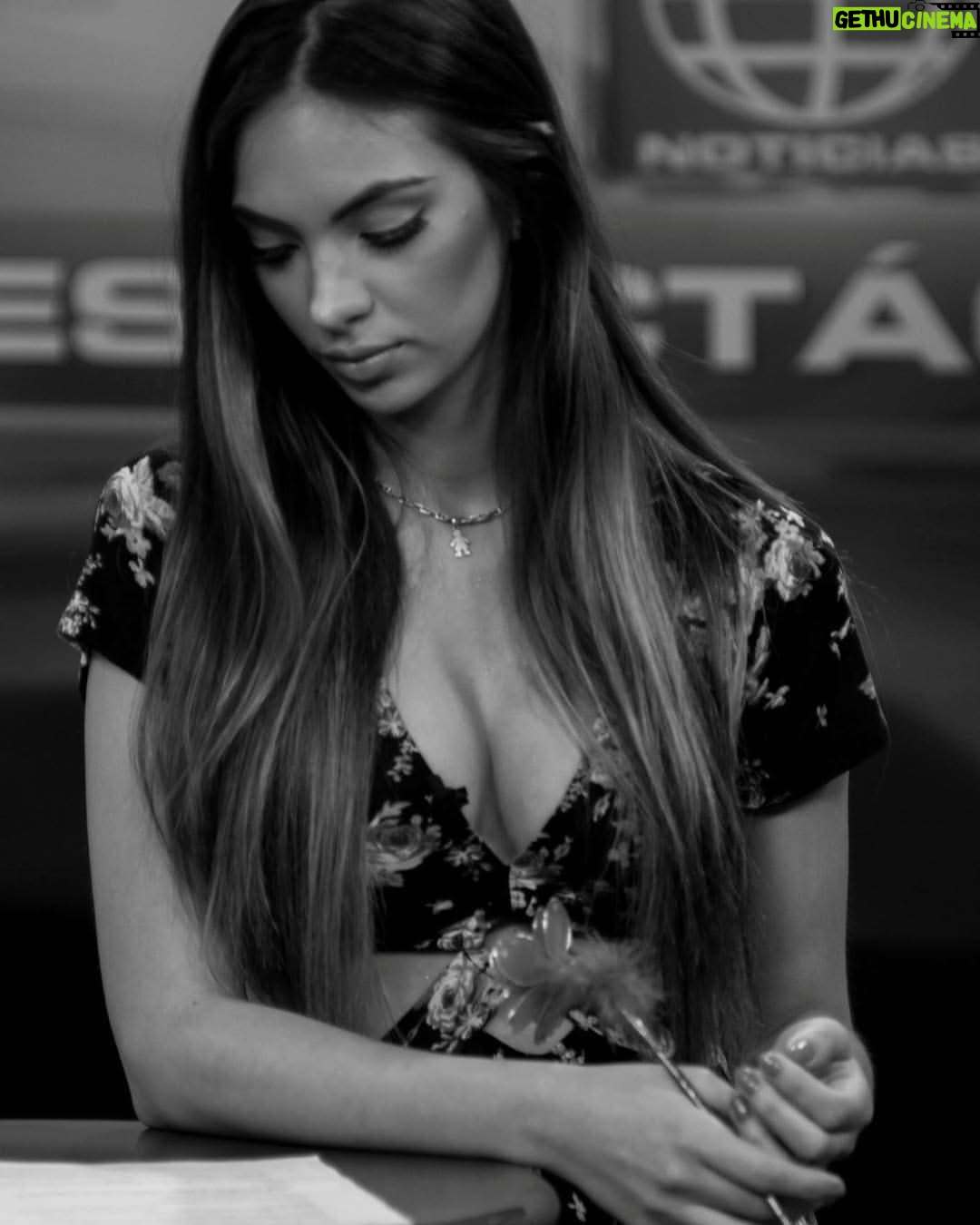 Natalie Vértiz - 135.7K Likes - 2026 es el nuevo 2016?? 🥰🥰🥰🥰

El año que me dio tantísimas cosas! Primer año que llevamos a Liam a disney, el año que inaugure mi salón, empecé con modelab, mi primera vez en la conducción y aprendiendo a navegar la maternidad con mi Liam❤️💫 Gracias por acompañarme todos estos años, vamos por más🙏🏻💪🏻✨🥁