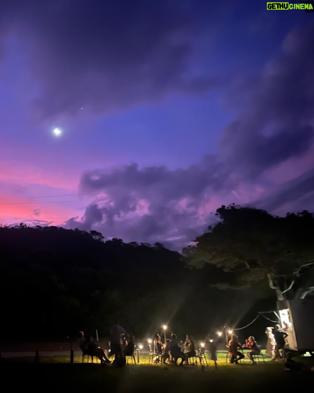 Natasha Khan - 2.5K Likes - 2025 ⋆°.☾⋆.ೃ࿔*:⋆

Spanish sun ☀️
Feeding the ducks
Brian Eno brings artists and activists together 💎
Curry truck on magnetic island 🏝️
The Virgin Mary has amazing style
Wizard dog
Most played record of 2025
Little bro’s 40th, 80s themed of course
Friends and masks in Sussex
Mixing the Harp Visions record with T J Allen 🪉
🦇