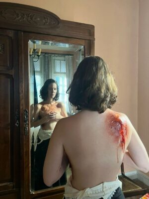 Nathalia Dill Instagram - Bastidores de Valiana ❤️‍🩹 em #GuerreirosDoSol, porque hoje tem mais capítulos disponíveis no @globoplay @globoplaynovelas.