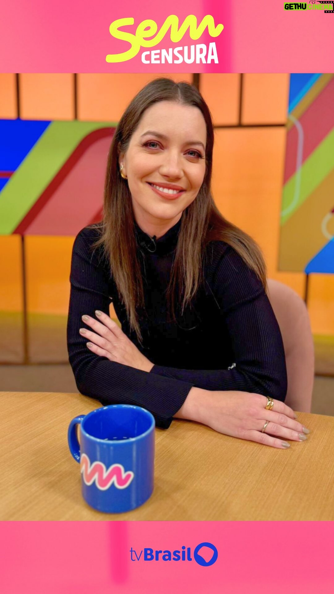 Nathalia Dill - 51.8K Likes - “Ela me ensinou que eu não vou ter o controle das coisas.” A maternidade é imprevisível! No #SemCensura, a atriz Nathalia Dill contou o que aprendeu com a filha Eva.

Assista ao programa completo no app TV Brasil Play, no Spotify ou no canal da TV no YouTube. Links na bio. 📲 #SemCensura40anos

#SemCensura40anos