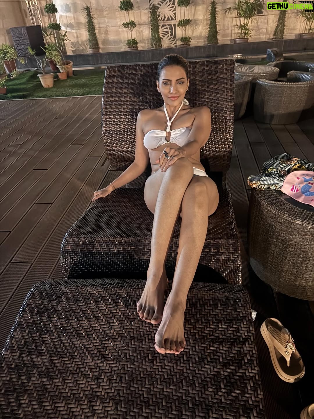 Navina Bole - 15.6K Likes - Life lately. . ✨✨🥂#swipeleft 

Bikini : @thecurvves 

#newpost #bikini #staycation #instagram