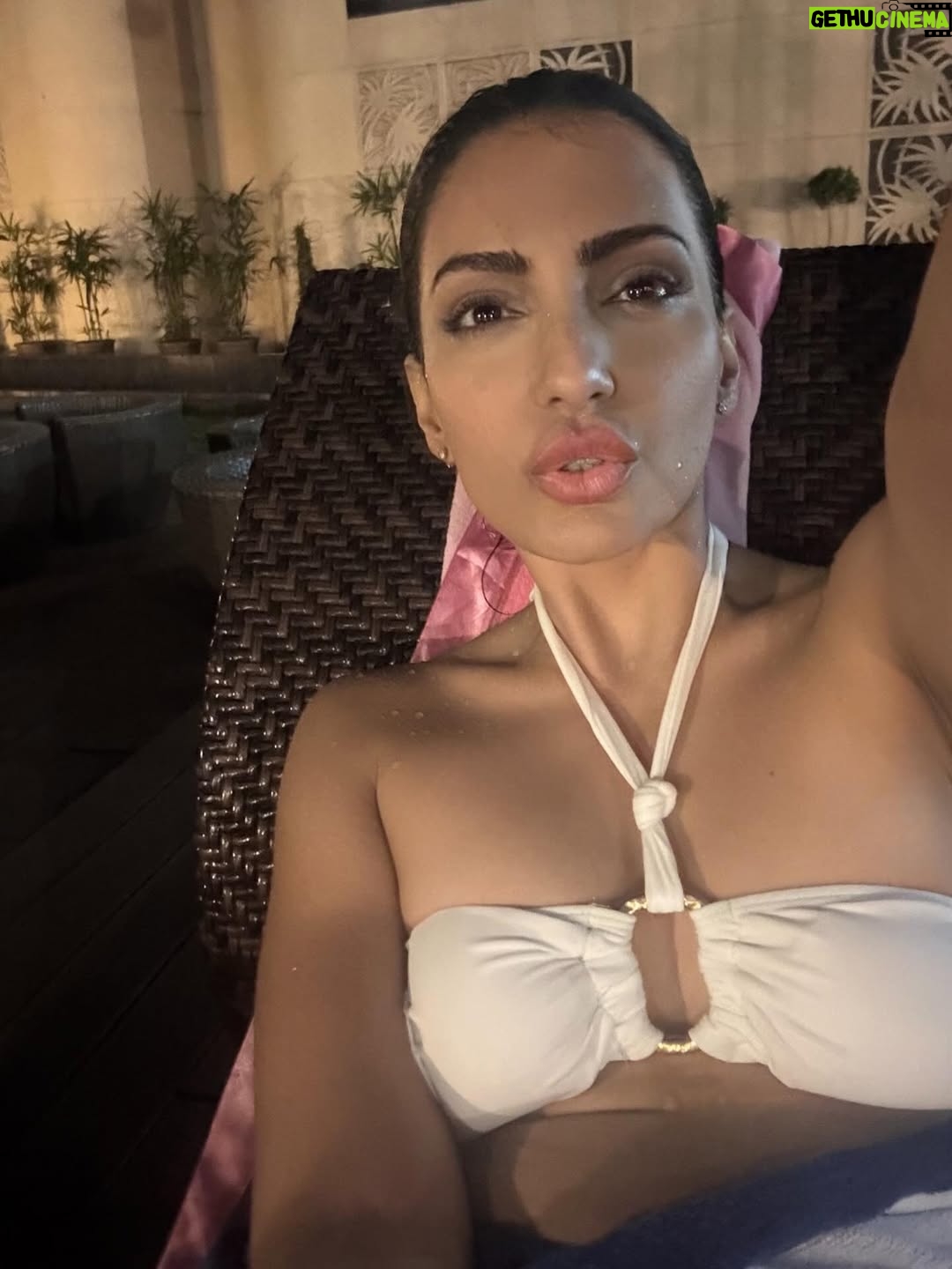Navina Bole - 15.6K Likes - Life lately. . ✨✨🥂#swipeleft 

Bikini : @thecurvves 

#newpost #bikini #staycation #instagram