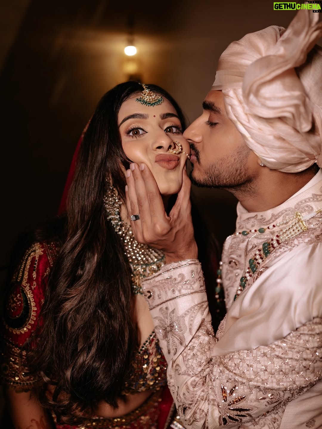 Nayab Midha - 1 Million Likes - ♾️♥️