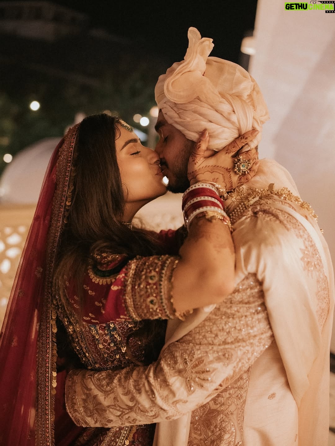 Nayab Midha - 1 Million Likes - ♾️♥️