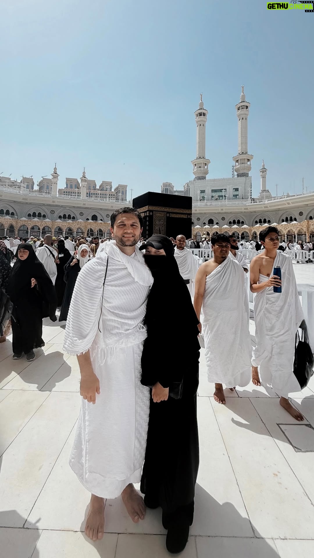 Neelofa - 90.2K Likes - ‎ما شاء الله
‎اللهم بارك
First full day of our umrah trip 🕋
Alhamdulillah ‘ala kulli hal walaupun penat, hati rasa tenang sangat.
Semoga setiap langkah, setiap doa, diterima di sisi Allah.
‎اللهم ارزقنا عمرةً مبرورةً وسعياً مشكوراً
(Ya Allah, kurniakanlah kepada kami umrah yang diterima dan sa‘i yang diberi ganjaran.)