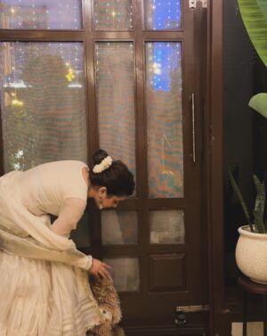Neha Bhandari Instagram - Phuljari ? Nhii laxmi hu uss k ghar ki 🙈♥️