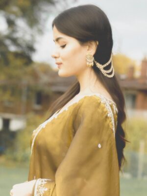 Neha Jethwani Instagram - 🤎✨
.
.
.
Wearing @hemangijagmalabel 🤎
📷 @true_focus_