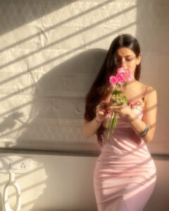 Actress Neha Jethwani HD Photos and Wallpapers July 2024