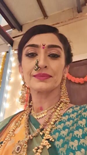 Neha Mehta Instagram - Saral sundar safal vasant panchmi
To you all my lovely people out there. 🌈 ✍️ 💐 🌹 🌸 🏵 NSKM