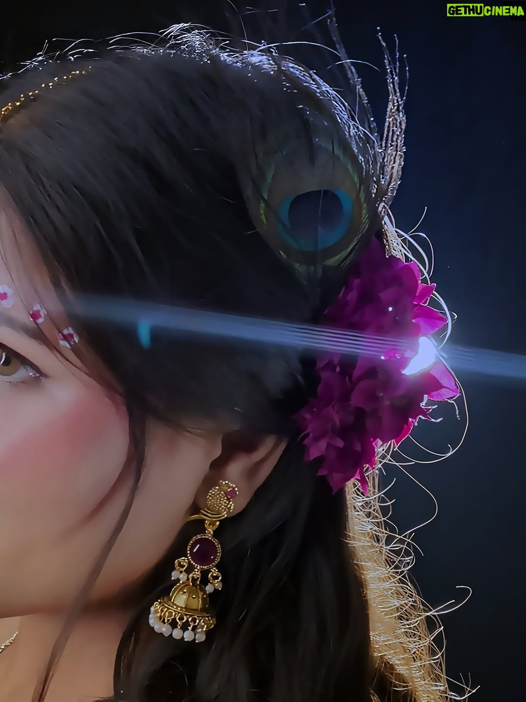 Neha Rana - 430 Likes - 🦚✨🤌
.
.
#radhakrishn #peacockfeather #picture #photo #pictureoftheday #explore #neharana #fyp