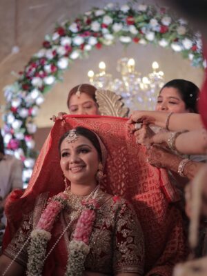 Neha Vora Jhaveri Instagram - My baby brother is actually married and my heart is so, so full 💛What a beautiful wedding, what a beautiful start to their forever. @saachi50 , welcome to our crazy, loving family, you’ve added so much warmth and ‘Ronak’ to our lives already 😘🤗 @thetrulylitwedding
#SachMeinRonakAaGayi @ronakk18