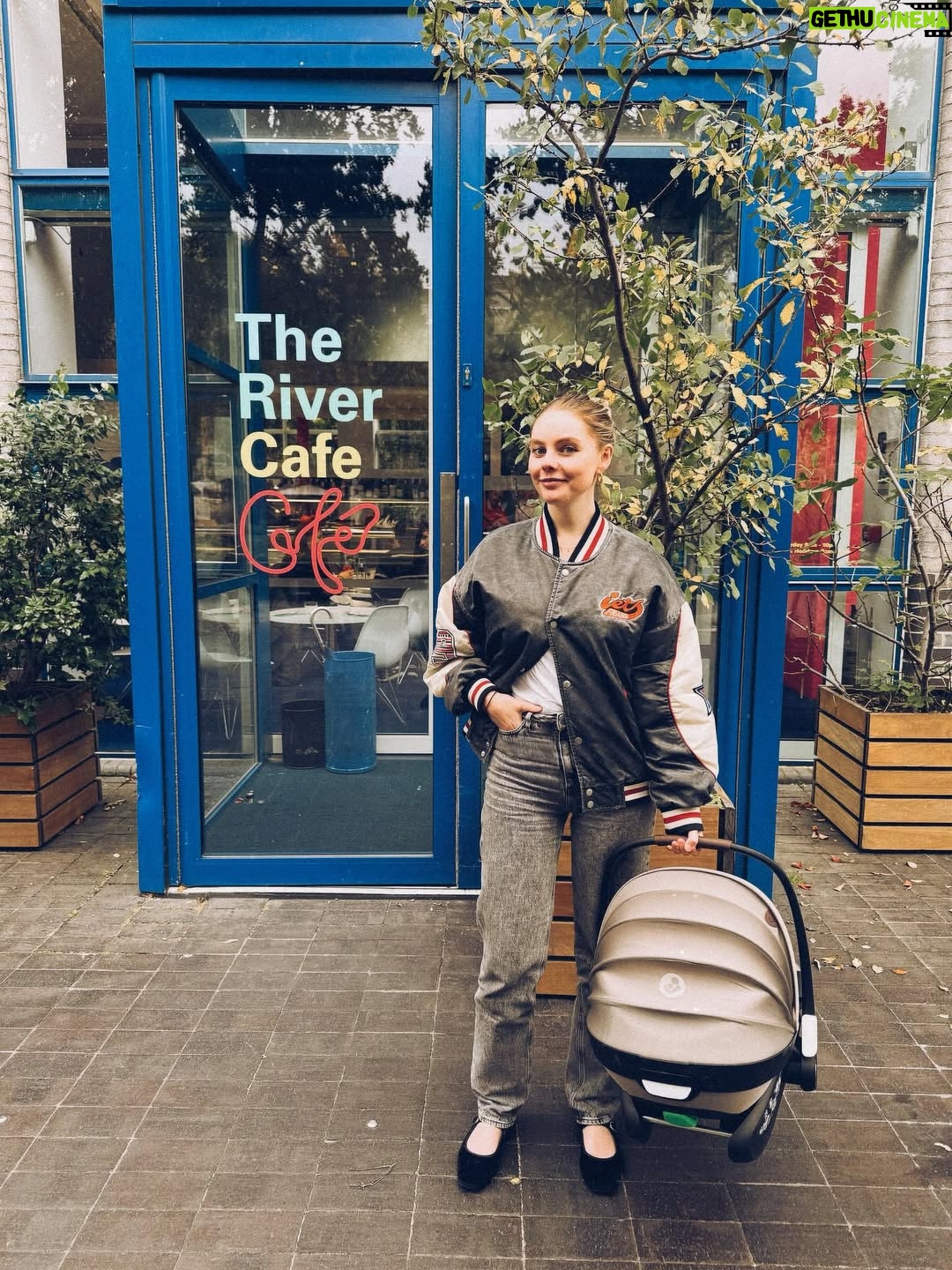Nell Hudson - 2.4K Likes - Special lunch out celebrating the day I met Max. The yummiest food (featuring cookie ice cream sandwich) at @therivercafecafe 💗 the baby gave us the best gift and slept the entire meal 🎉😂 
-
-
-
thank you @crabcommunications ✨