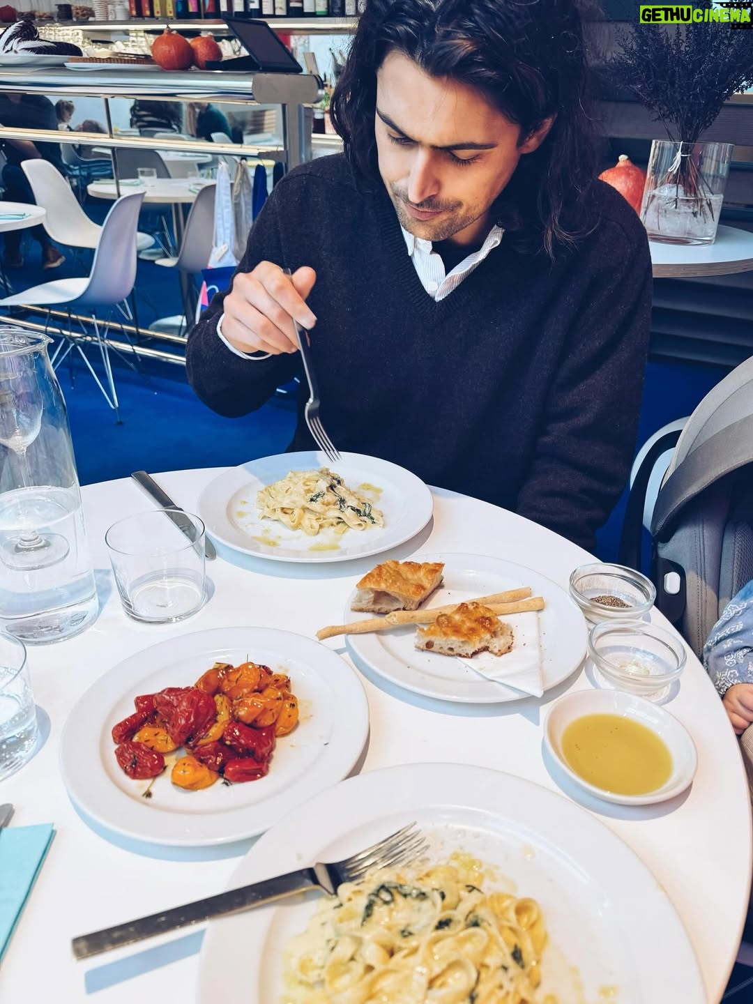 Nell Hudson - 2.4K Likes - Special lunch out celebrating the day I met Max. The yummiest food (featuring cookie ice cream sandwich) at @therivercafecafe 💗 the baby gave us the best gift and slept the entire meal 🎉😂 
-
-
-
thank you @crabcommunications ✨