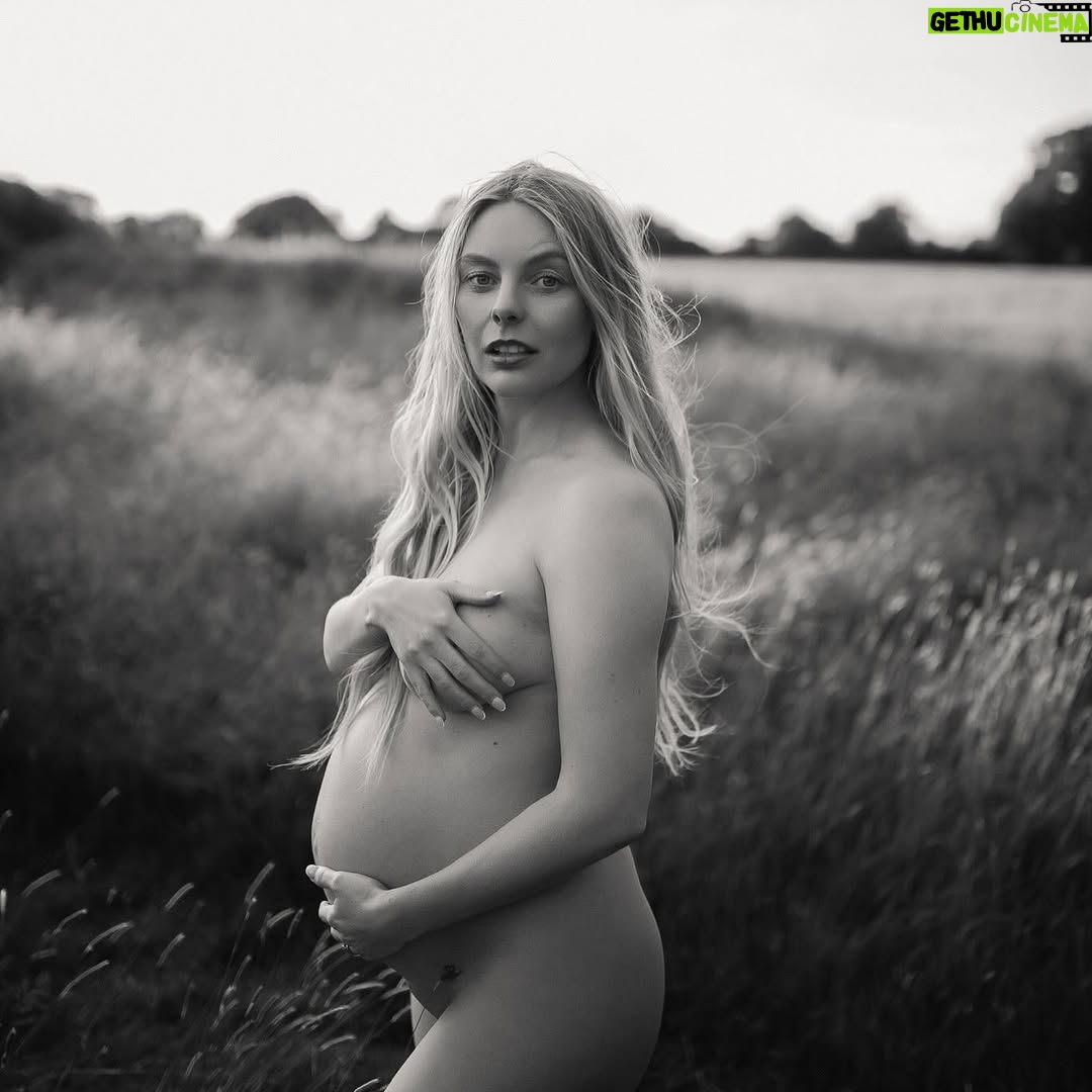 Nell Hudson - 7K Likes - I want to discuss the pervasiveness of the thinness bullshit as it relates to pregnancy and having a child. So. Image 1 versus Image 2. 
When I entered treatment for an eating disorder a long time ago I said to a therapist (only half joking) “I feel like if I had a baby I’d be fine” and she joked back, quite rightly, “yes that’s why we prescribe for all our clients to have babies”. HOWEVER. I was onto a thing…
I’ve heard lots of women talk about falling in love with their body when pregnant because they felt so in awe of what it could do. For me, it didn’t happen when I was pregnant. At the time this picture was taken I thought it was a lovely image but I thought I looked too big. Out of proportion. Not beautiful. I would have chosen to post the second image because in a FUCKED UP way I felt I looked more “skinny pregnant”. What the fuck even is that!?? what is “too big” when pregnant?? 
I never thought of myself as a particularly impressionable person.
Do you? 
Ask yourself: do I believe I look “better” thinner? Why?
Sorry but this is the hill I will die on. (Not least because there is an actual economic curve worldwide that correlates FEMALE thinness with higher income.) We are force fed, like geese bred for foie gras, images of thinness as beauty. Even and including pregnant thinness. I’m very embarrassed to admit but until two months ago, despite knowing intellectually that thinner does not equal better, I would still see pictures of myself at my smallest and, though I knew it didn’t make me happy, I would think “fuck I did look better though.” Not anymore.
I have never felt more confident, healed, beautiful, whole, amazing and actually just NOT FUSSED about how my body looks. It happened after I gave birth, not before. And it might be partly because I had a daughter and I look at her chubby little thighs and I think YES HOW PERFECT CHUBBY THIGHS!!! 
Yes, shmush my upper arm against my body look at the flesh! Instead of always sticking it out at an angle to look thinner. Yes my head looks too small for my body how endearing. Yes I grew a 9lb baby but my bum, whilst large, is still somehow completely flat 😂
Hooray. Hooray for my healthy beautiful body.