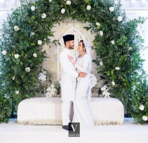 Nelydia Senrose Instagram - The day I became a wife ✨
#myotherHafezNel
@kayangangallery
