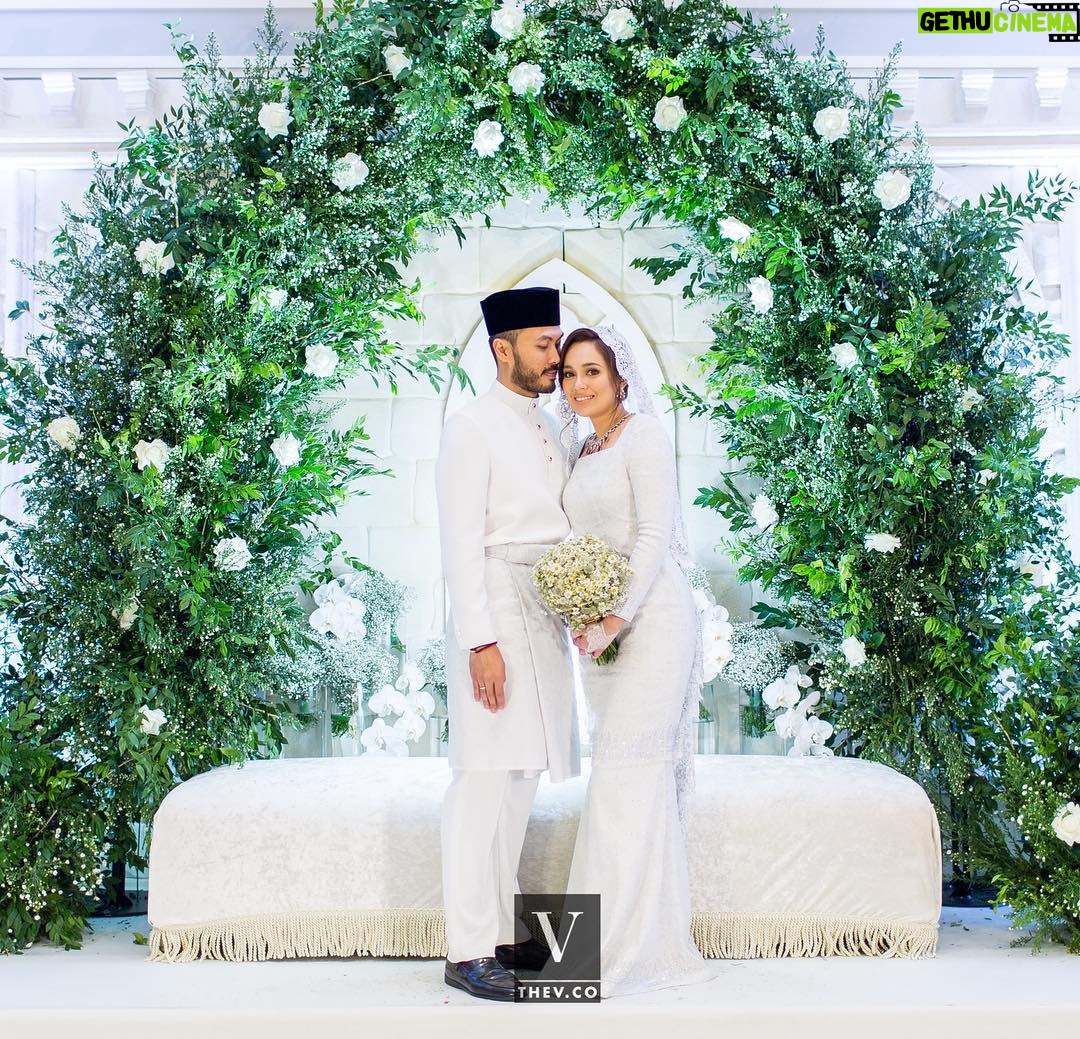Nelydia Senrose - 191.2K Likes - The day I became a wife ✨
#myotherHafezNel
@kayangangallery