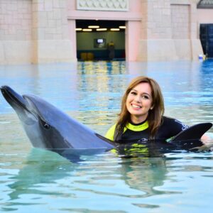 Nelydia Senrose Instagram - I will keep this everlasting memory with the dolphin in my heart. I am glad that they are in fortunate hands. ♥️
#MyDubai #DolphinBay
@visit.dubai
@atlantisthepalm