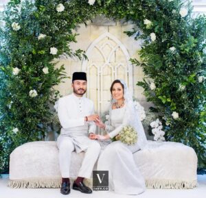 Nelydia Senrose Instagram - The day I became a wife ✨
#myotherHafezNel
@kayangangallery